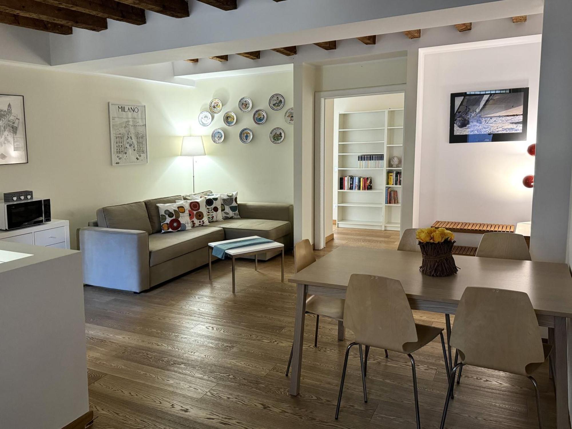 Ferienwohnung Joivy Cosy Ticinese Retreat 1-Bed Flat Near The Duomo Mailand Exterior foto