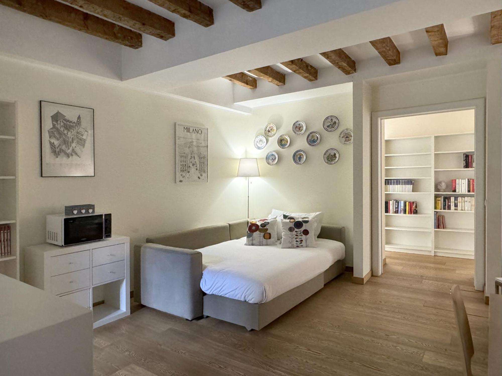 Ferienwohnung Joivy Cosy Ticinese Retreat 1-Bed Flat Near The Duomo Mailand Exterior foto